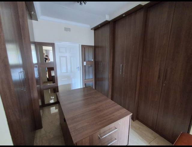 6 BEDROOM HOUSE FOR SALE IN WINCHESTER HILLS EXT 3